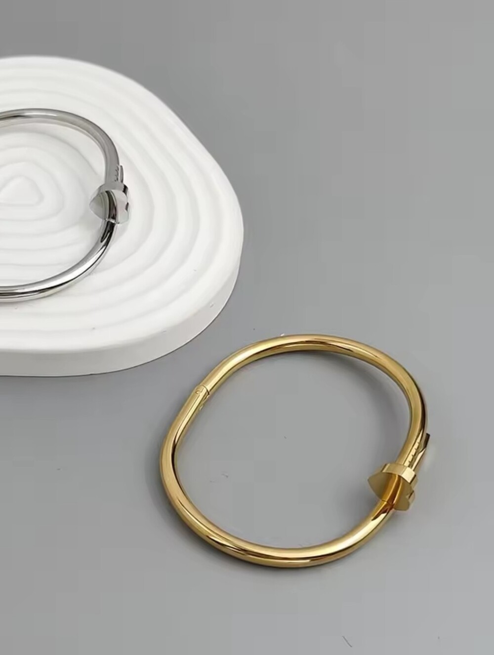 Gold Heart Shape Nail Cuff Bracelet - Picture 8 of 8